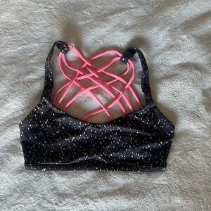 Lululemon free to be wild bra